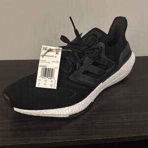 Adidas Ultraboost 22